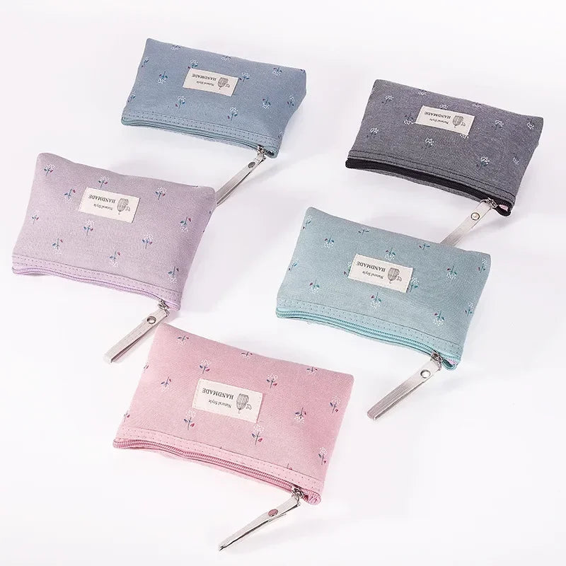 Petite trousse de voyage - Handmaid